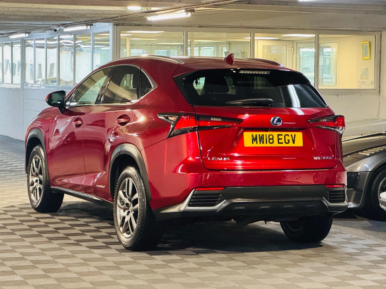 Used Lexus NX 2018 for sale - 76658566: Photo 3