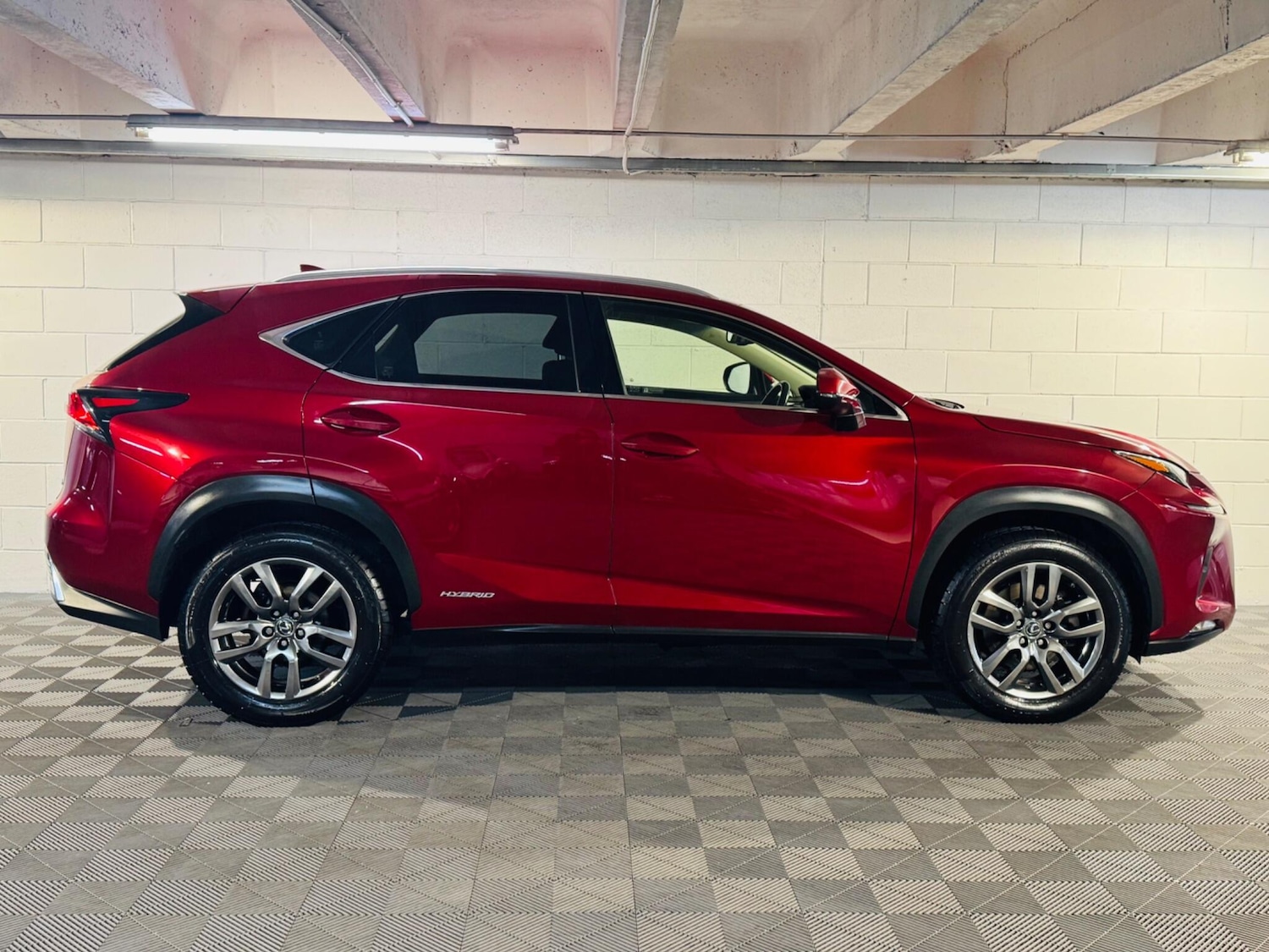 Used Lexus NX 2018 for sale - 76658566: Photo 5