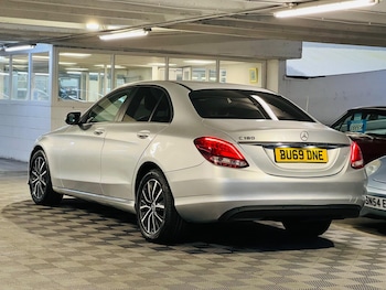 Used Mercedes-Benz C Class 2019 for sale - 76988773: Photo