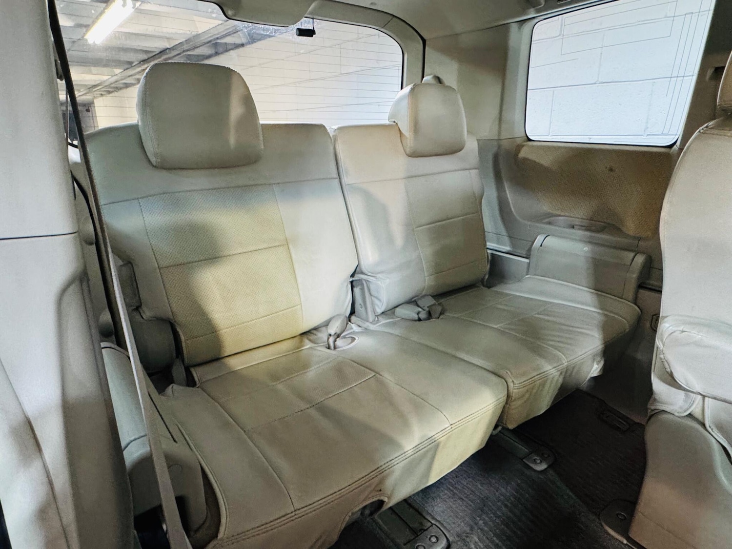 Used Mitsubishi Delica for sale - 77345542: Photo 12