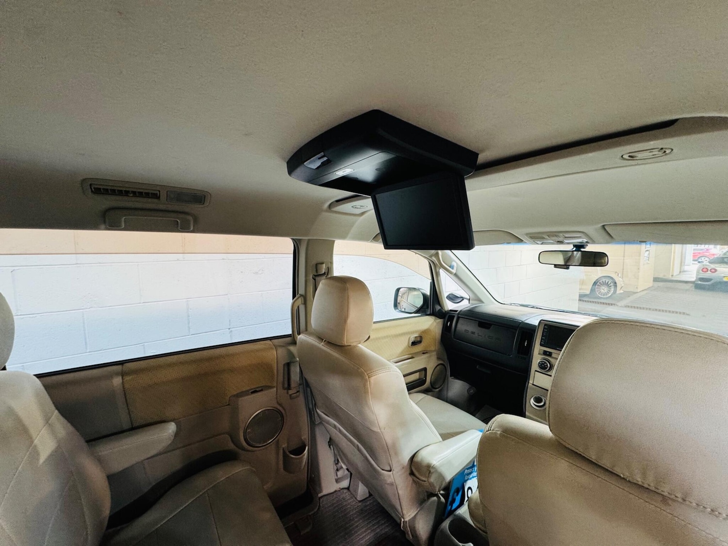 Used Mitsubishi Delica for sale - 77345542: Photo 13