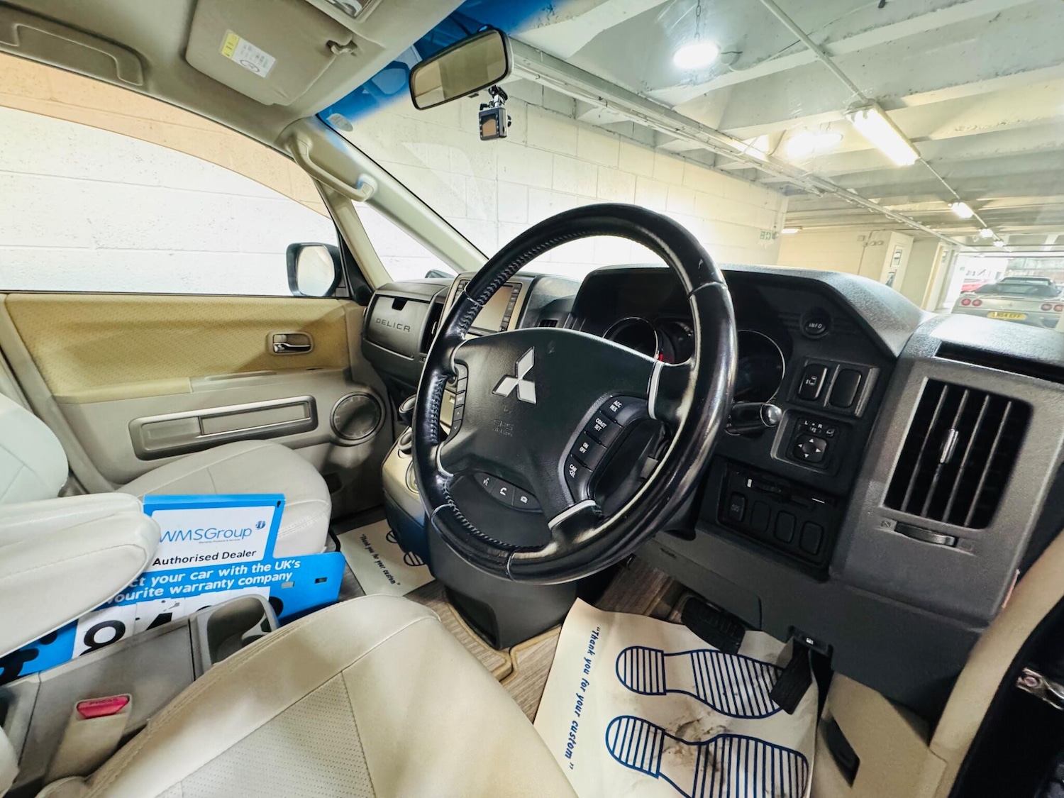 Used Mitsubishi Delica for sale - 77345542: Photo 8