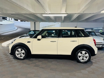 Used MINI Hatch 2018 for sale - 75551700: Photo
