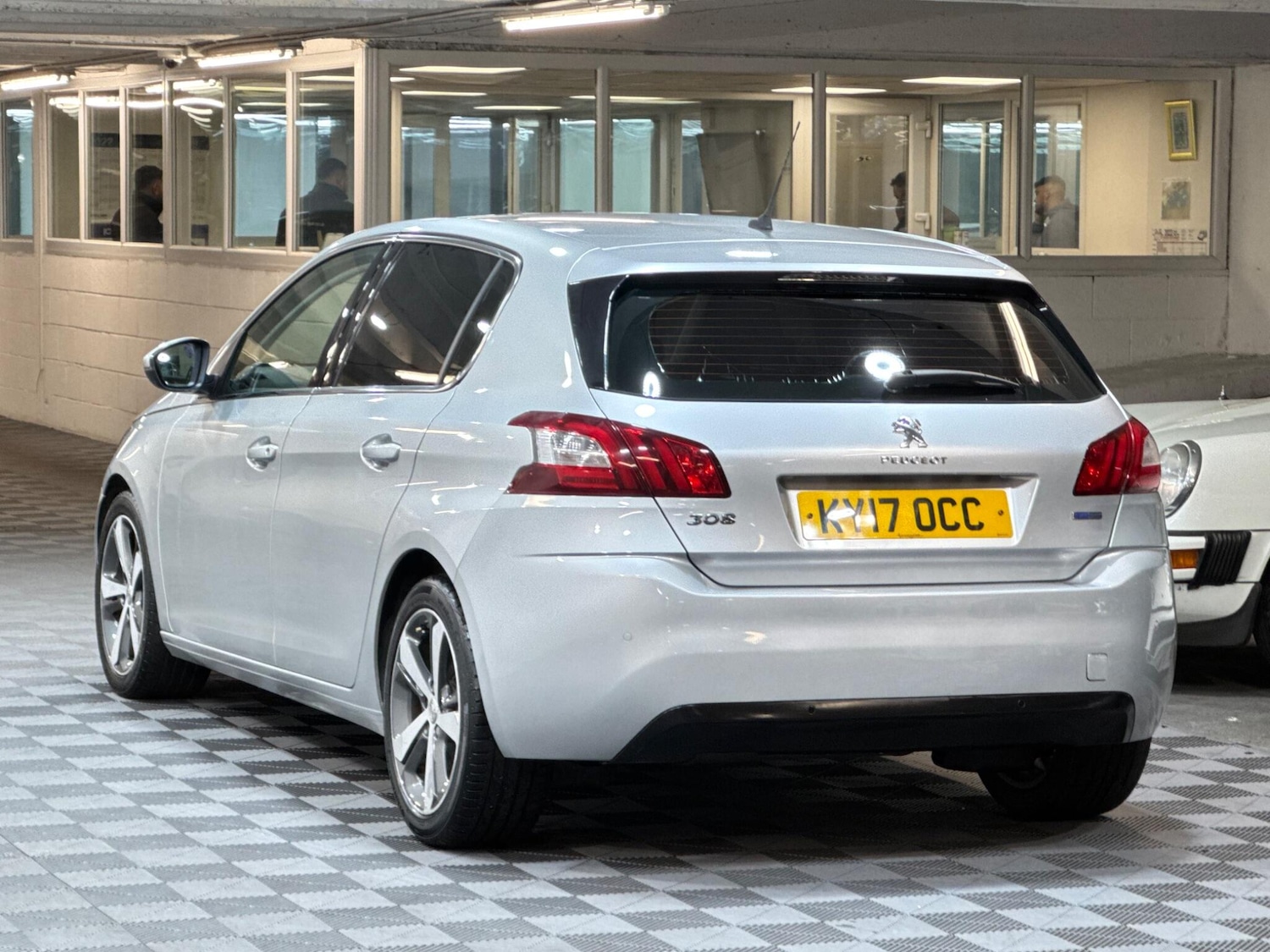 Used Peugeot 308 2017 for sale - 77412011: Photo 3