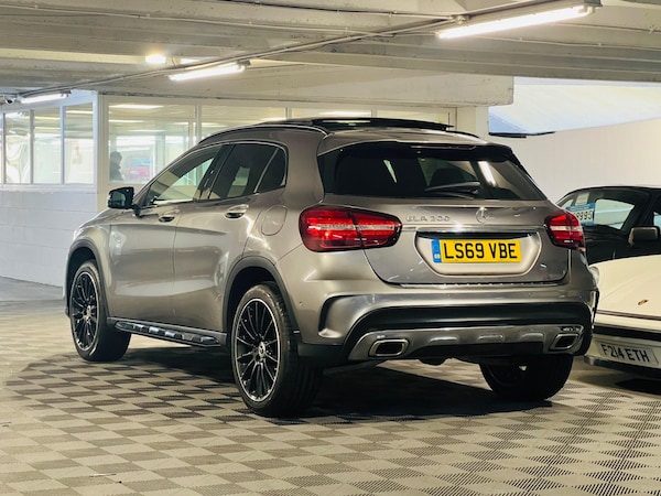 Used Mercedes-Benz GLA 2019 for sale - 73133636: Photo 3