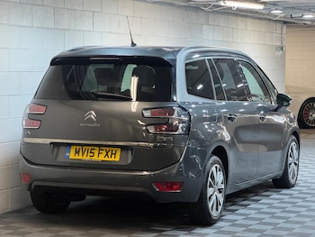 Used Citroen Grand C4 Picasso 2015 for sale - 79520301: Photo