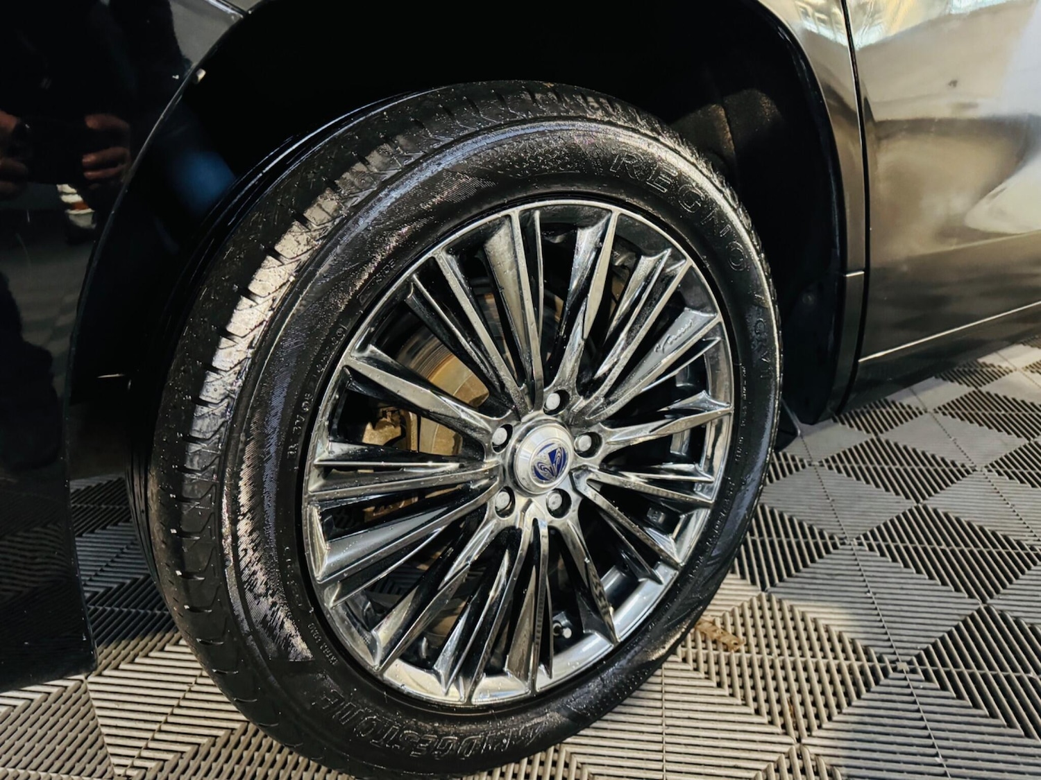 Used Toyota Vellfire for sale - 77203315: Photo 15