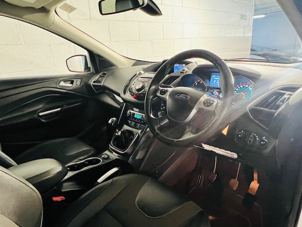 Used Ford Kuga 2015 for sale - 74691229: Photo 8