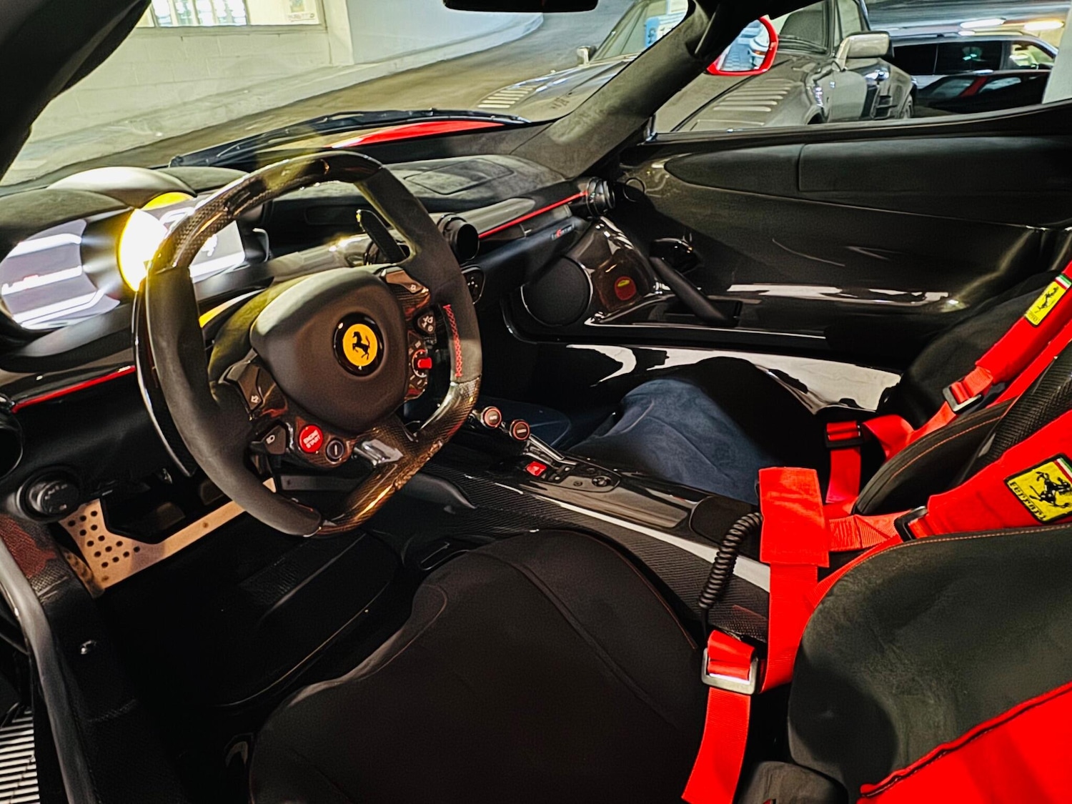 Used Ferrari LaFerrari for sale - 76715159: Photo 12