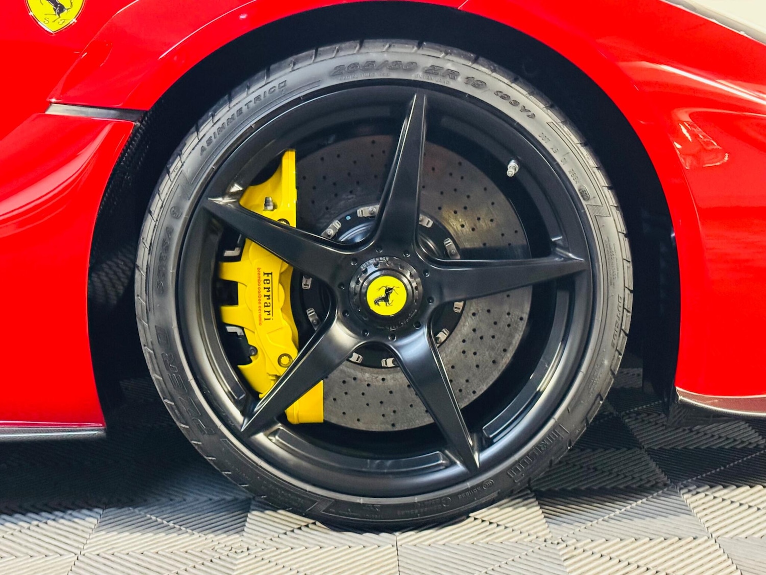 Used Ferrari LaFerrari for sale - 76715159: Photo 15