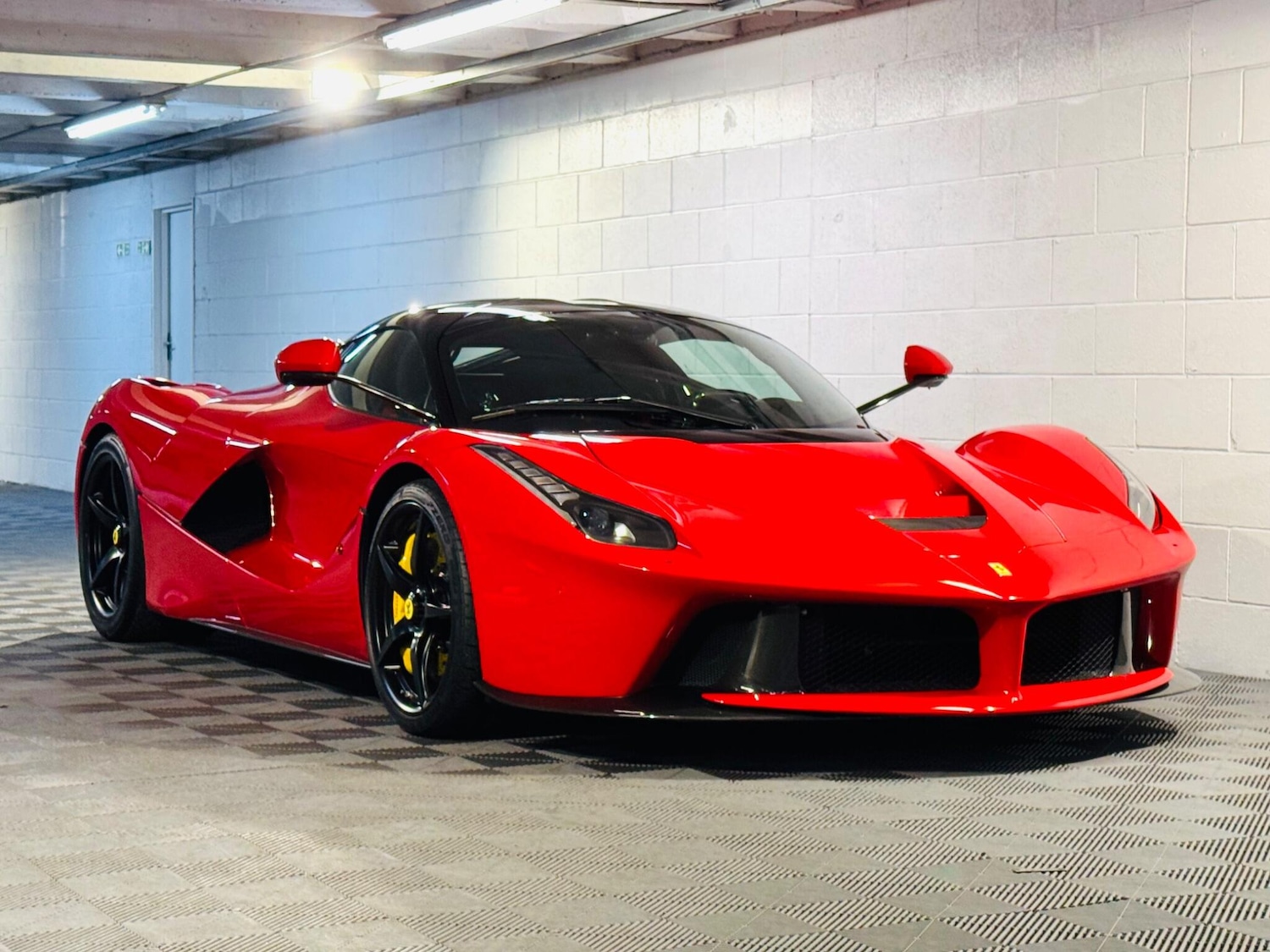 Used Ferrari LaFerrari for sale - 76715159: Photo 20