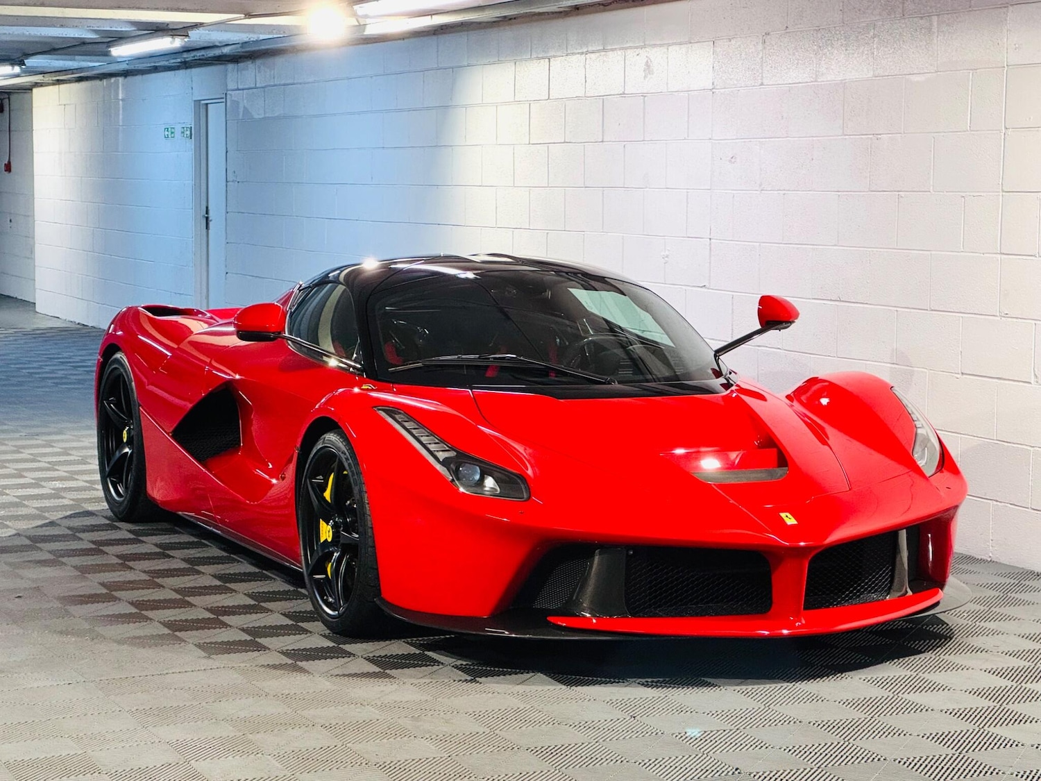 Used Ferrari LaFerrari for sale - 76715159: Photo 21