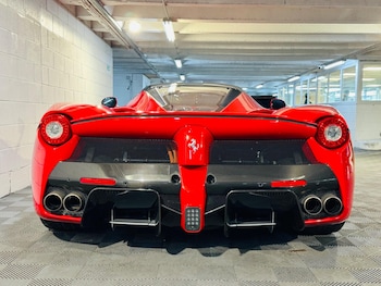 Used Ferrari LaFerrari 2015 for sale - 76715159: Photo