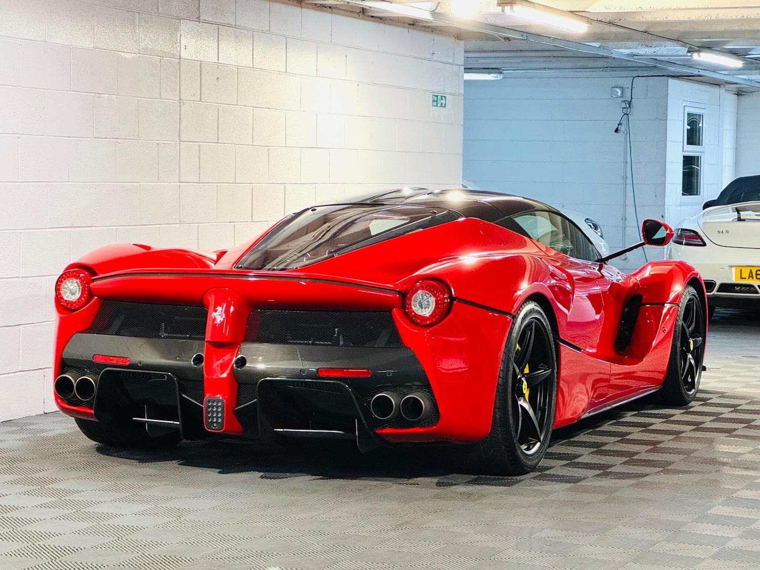 Used Ferrari LaFerrari for sale - 76715159: Photo 5