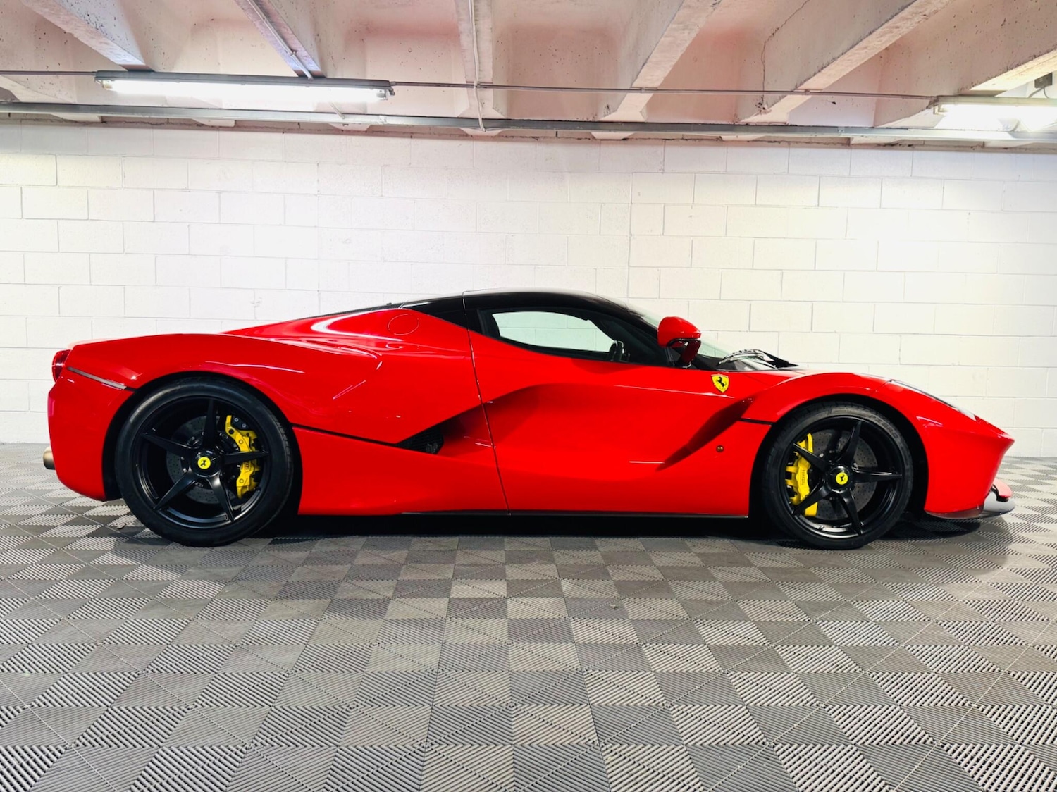 Used Ferrari LaFerrari for sale - 76715159: Photo 6