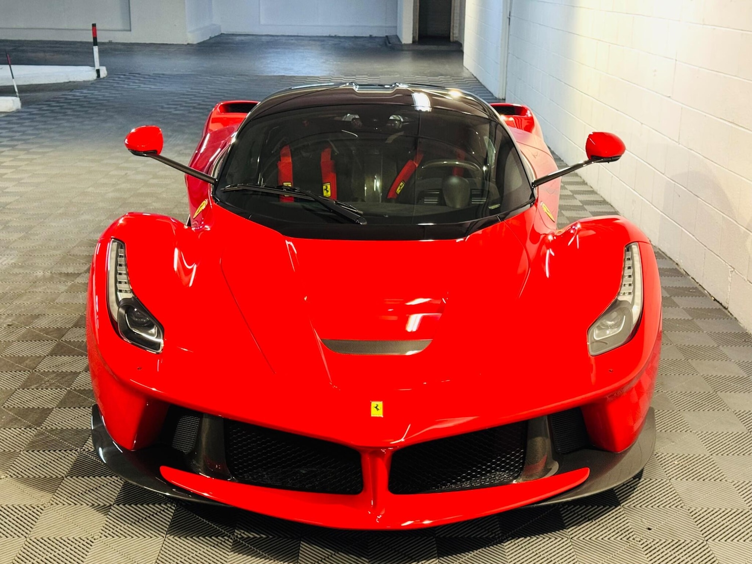 Used Ferrari LaFerrari for sale - 76715159: Photo 8