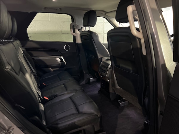 Used Land Rover Discovery 2017 for sale - 73133263: Photo 12
