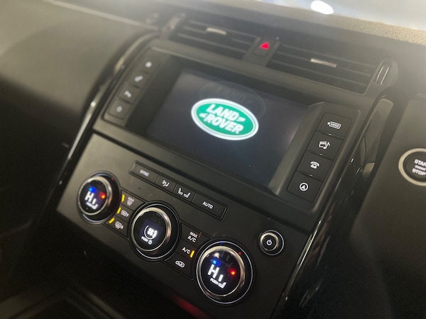 Used Land Rover Discovery 2017 for sale - 73133263: Photo 14