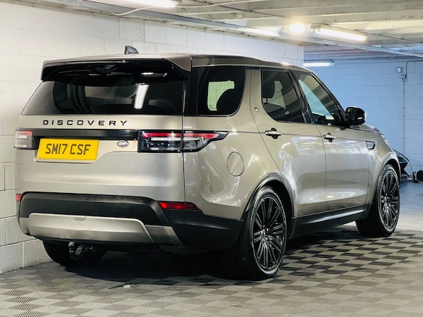 Used Land Rover Discovery 2017 for sale - 73133263: Photo 4