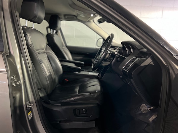 Used Land Rover Discovery 2017 for sale - 73133263: Photo 7