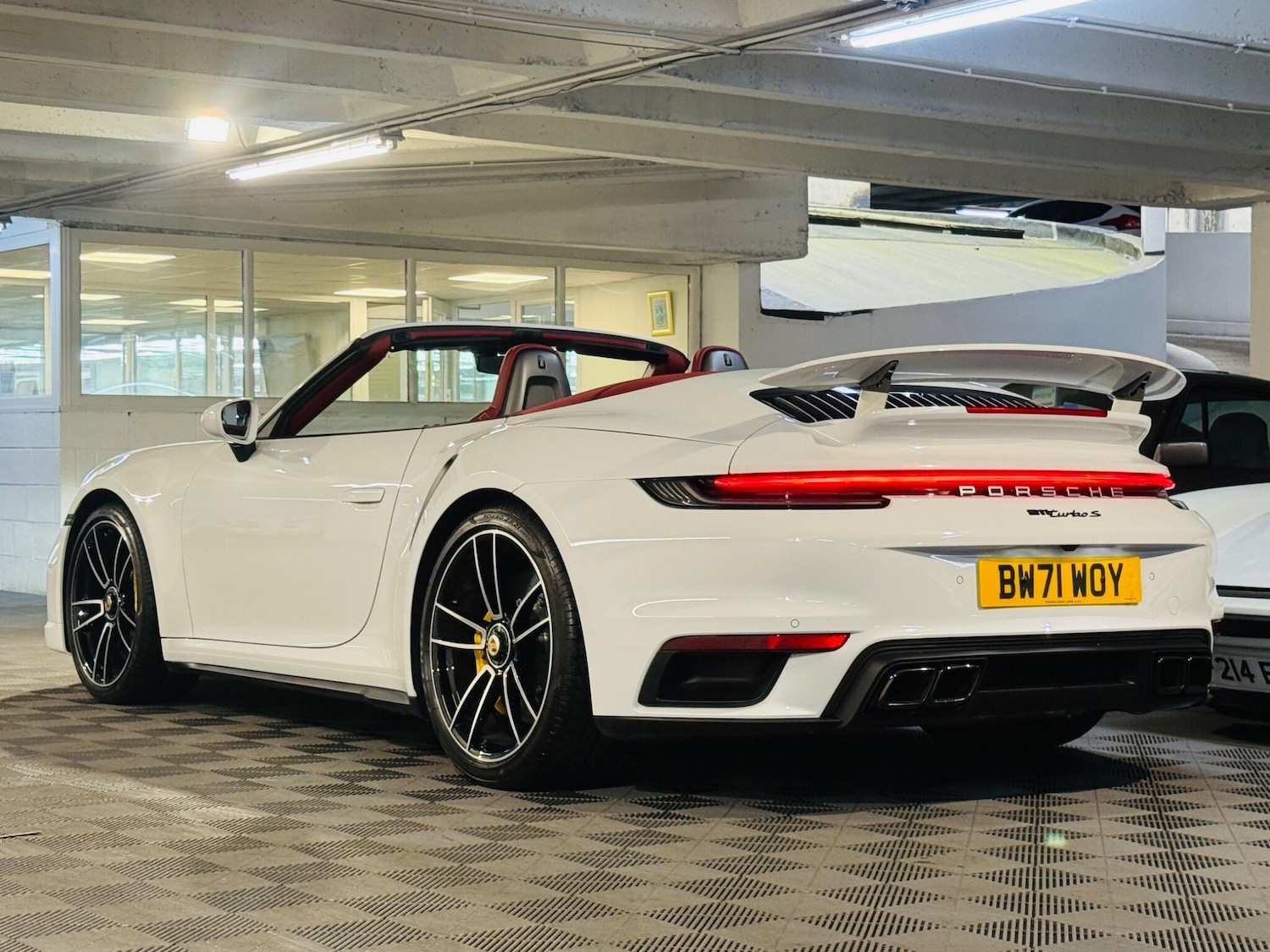 Used Porsche 911 2021 for sale - 76259046: Photo 3