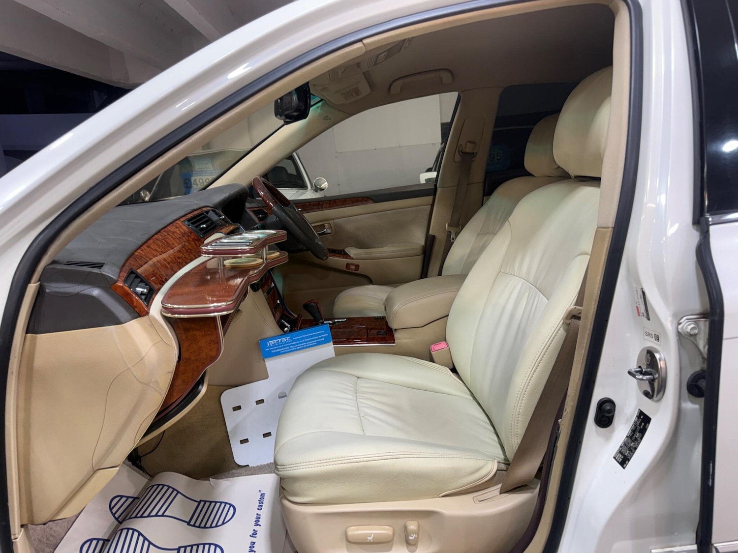 Used Toyota Crown for sale - 77344793: Photo 10