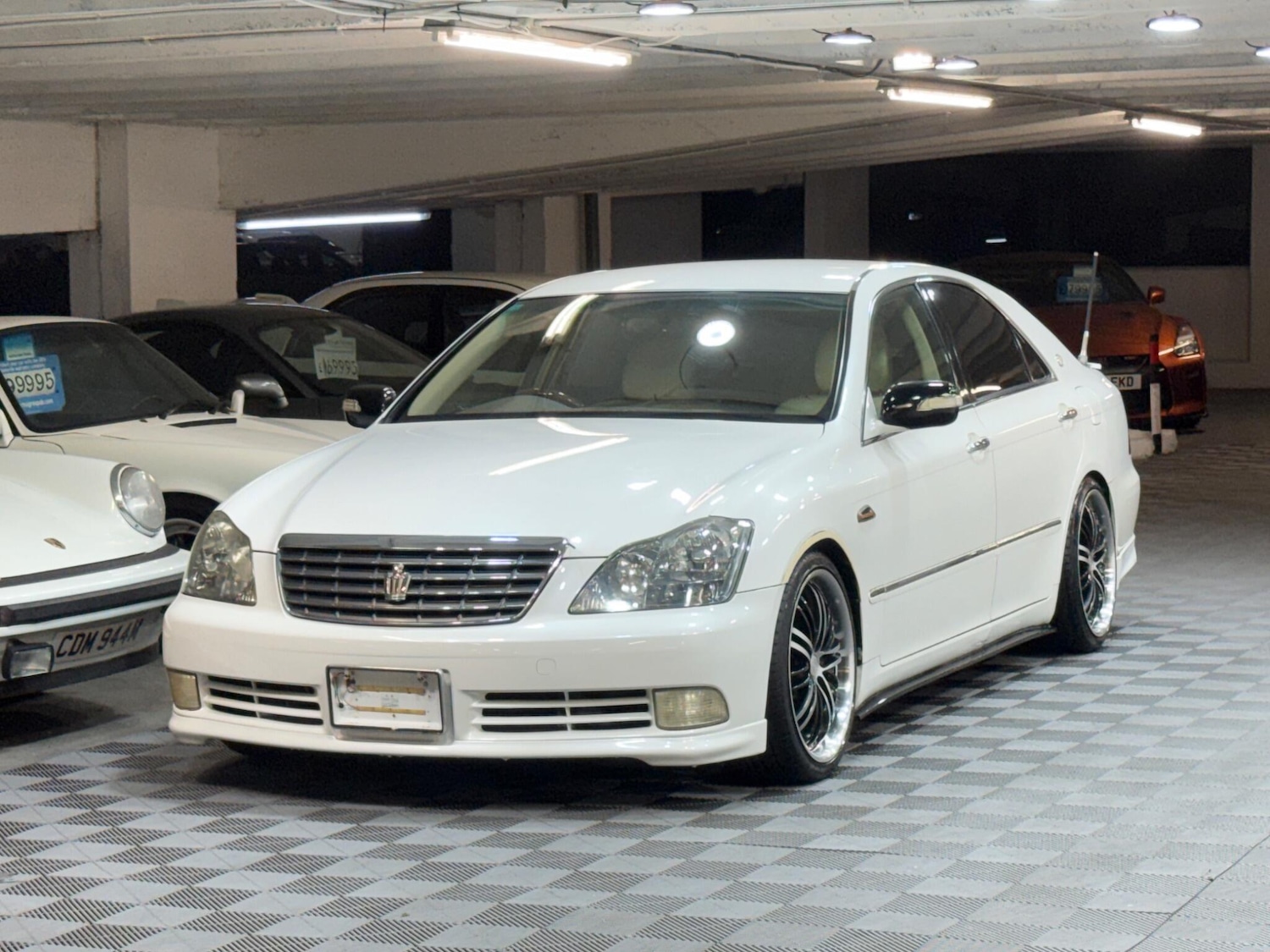 Used Toyota Crown for sale - 77344793: Photo 7