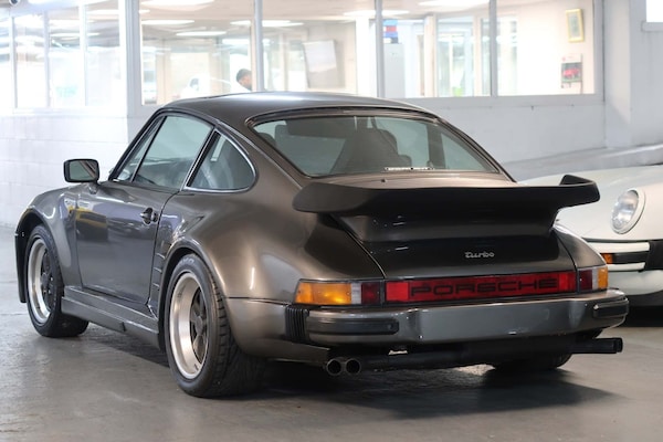 Used Porsche 911 for sale - 74758534: Photo 3
