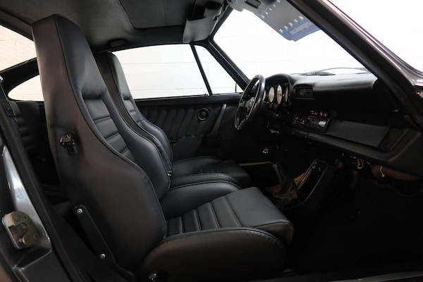Used Porsche 911 for sale - 74758534: Photo 8