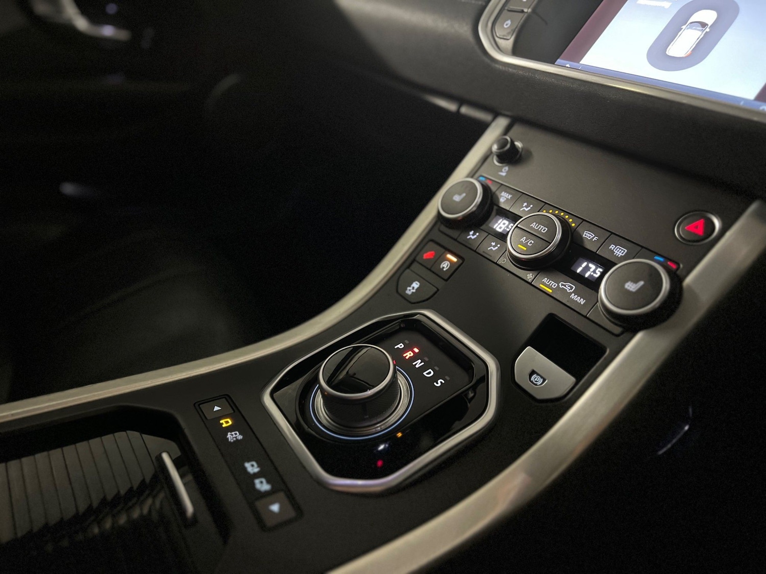 Used Land Rover Range Rover Evoque 2016 for sale - 76990400: Photo 13