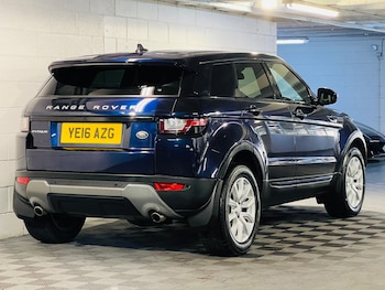 Used Land Rover Range Rover Evoque 2016 for sale - 76990400: Photo