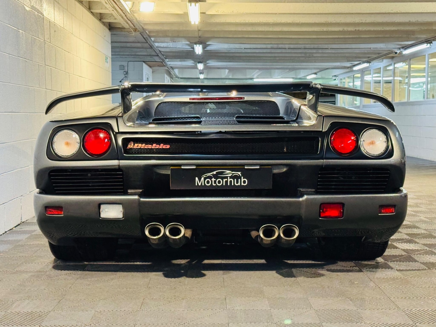Used Lamborghini Diablo 1993 for sale - 77304829: Photo 4
