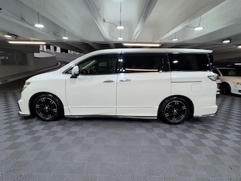 Used Nissan Elgrand 2016 for sale - 79441782: Photo