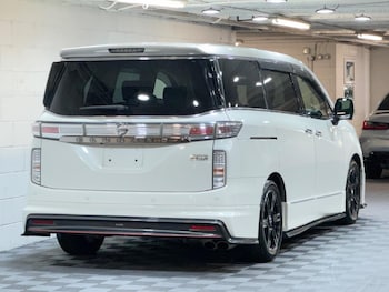 Used Nissan Elgrand 2016 for sale - 79441782: Photo