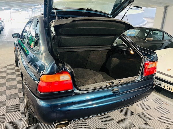 Used Ford Escort 1995 for sale - 73133416: Photo 18