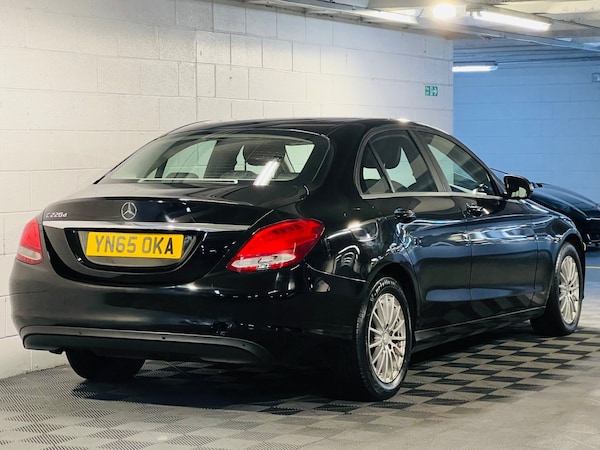 Used Mercedes-Benz C-Class 2015 for sale - 73133256: Photo 4