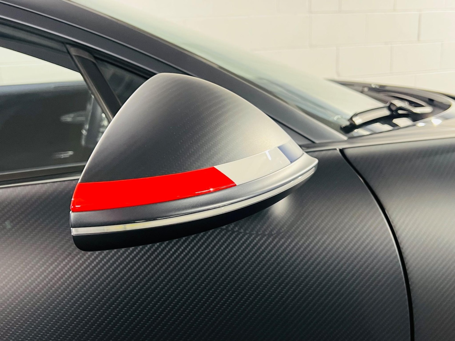 Used Bugatti Chiron 2024 for sale - 76476420: Photo 22