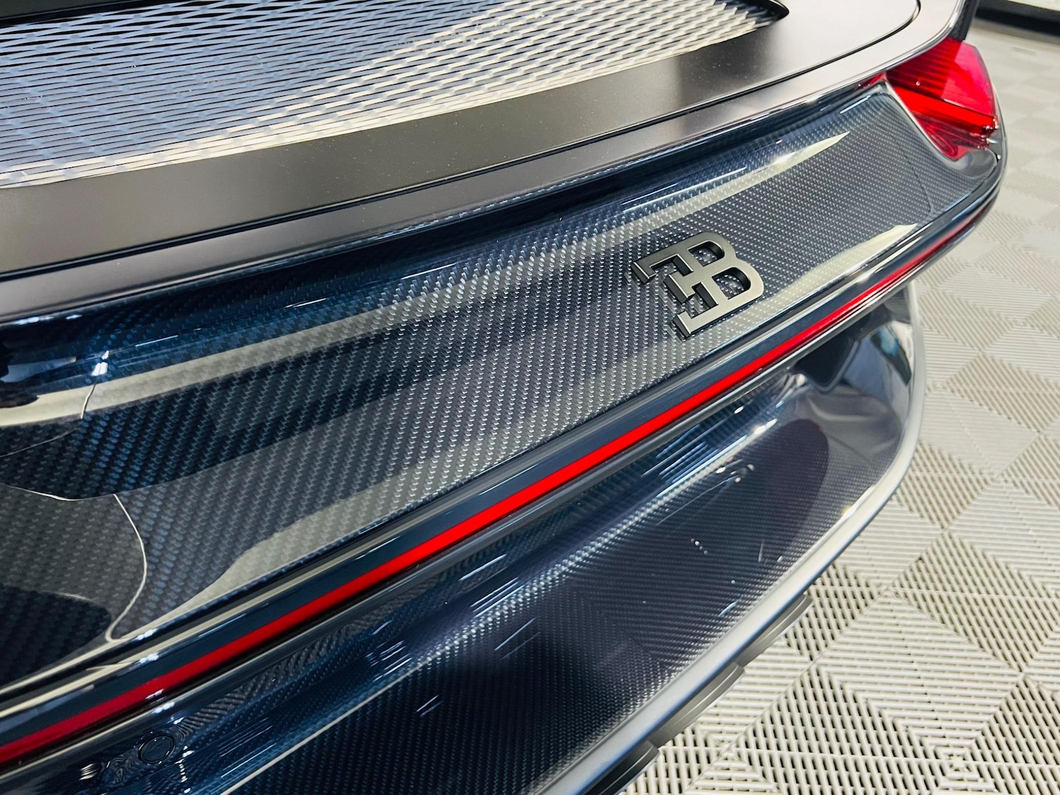 Used Bugatti Chiron 2024 for sale - 76476420: Photo 24