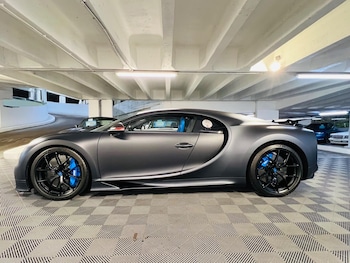 Used Bugatti Chiron 2019 for sale - 76476420: Photo