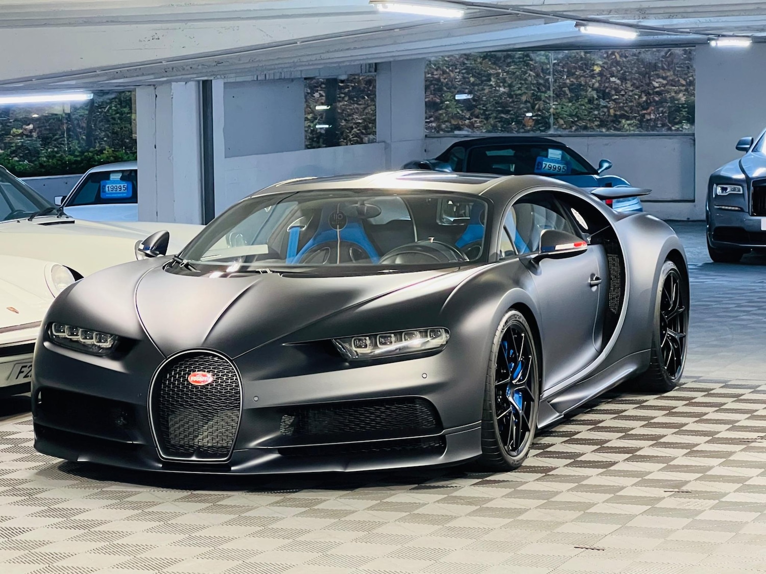 Used Bugatti Chiron 2024 for sale - 76476420: Photo 6