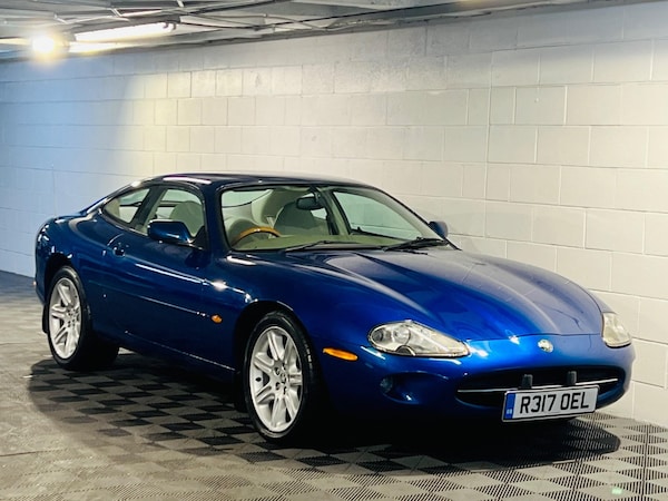 Used Jaguar XK8 1998 for sale - 73133239: Photo 1