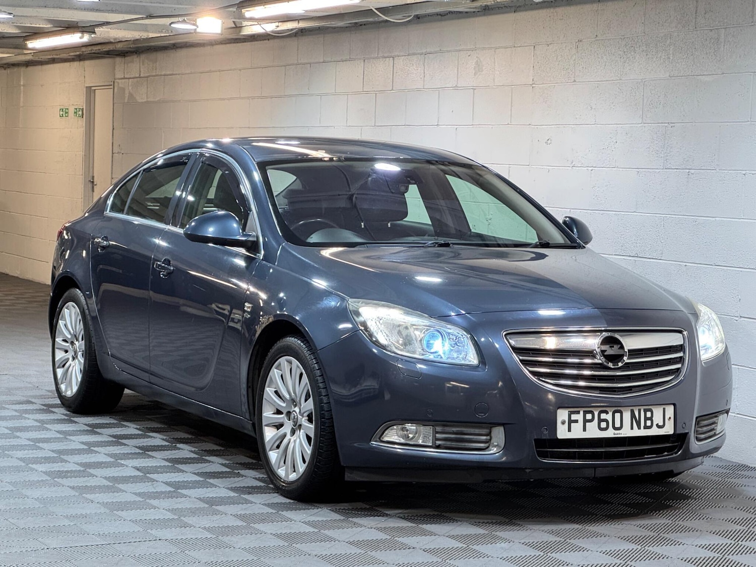 Used Vauxhall Insignia for sale - 77908540: Photo 2