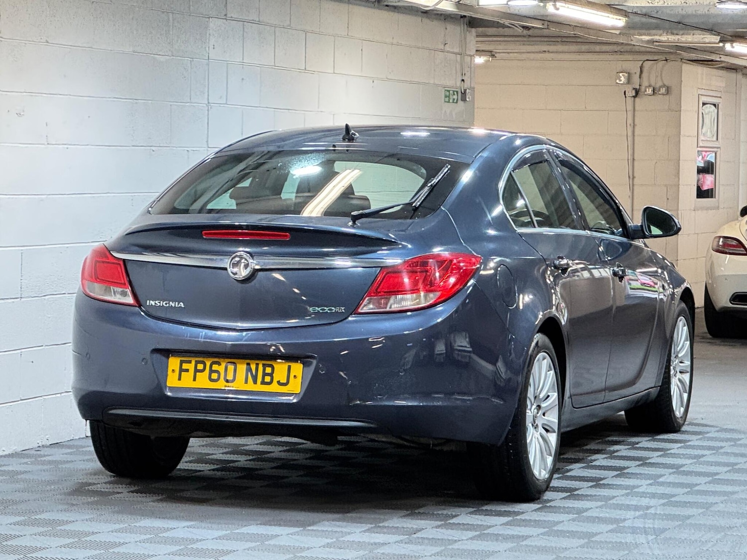 Used Vauxhall Insignia for sale - 77908540: Photo 5