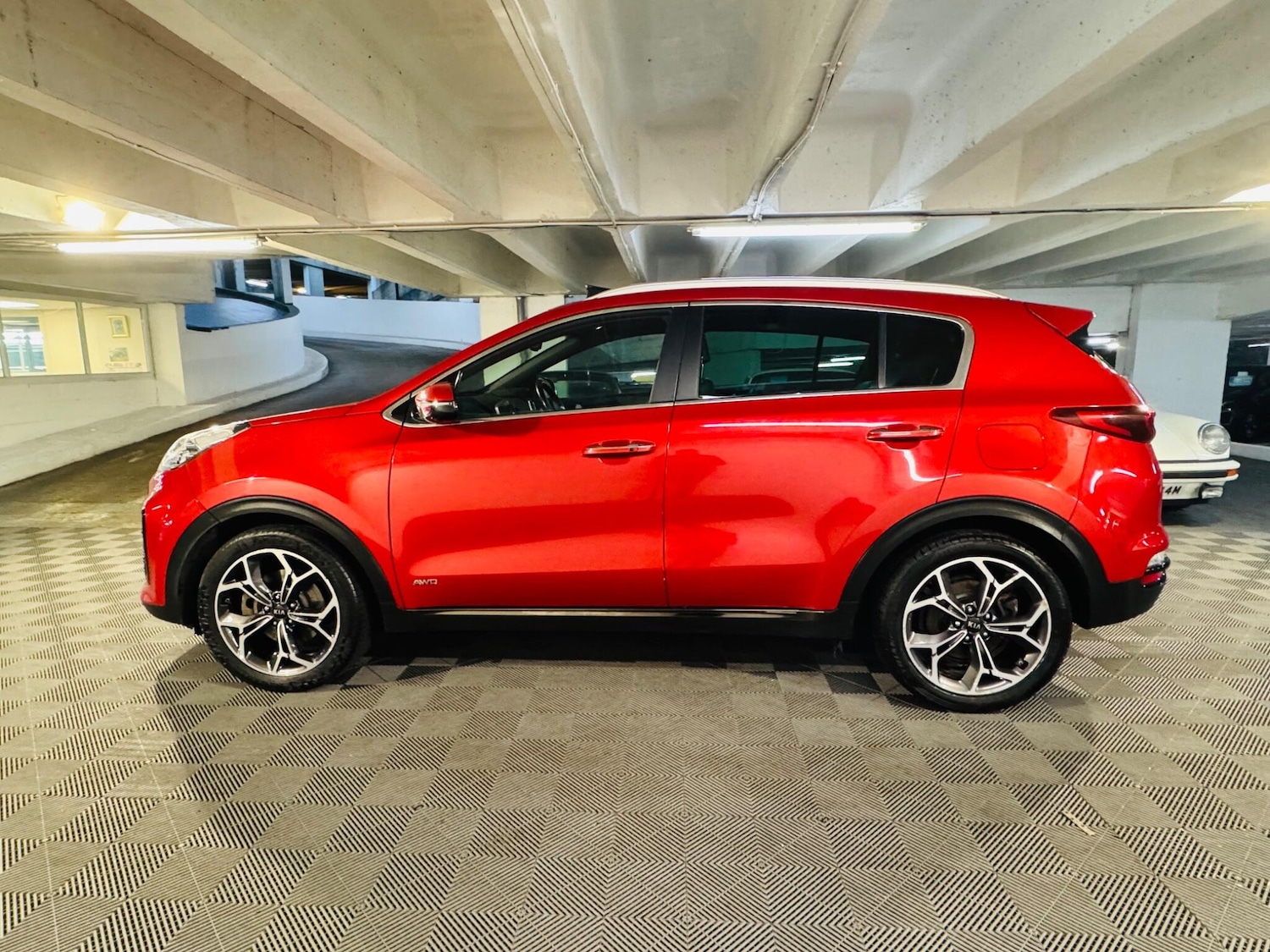 Used Kia Sportage 2018 for sale - 76801819: Photo 2