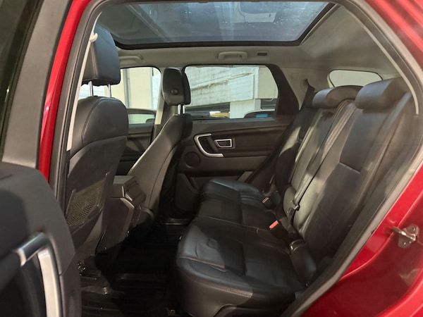 Used Land Rover Discovery Sport 2016 for sale - 76072403: Photo 13