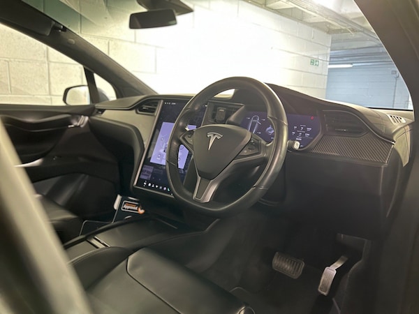 Used Tesla Model X 2018 for sale - 73133265: Photo 11