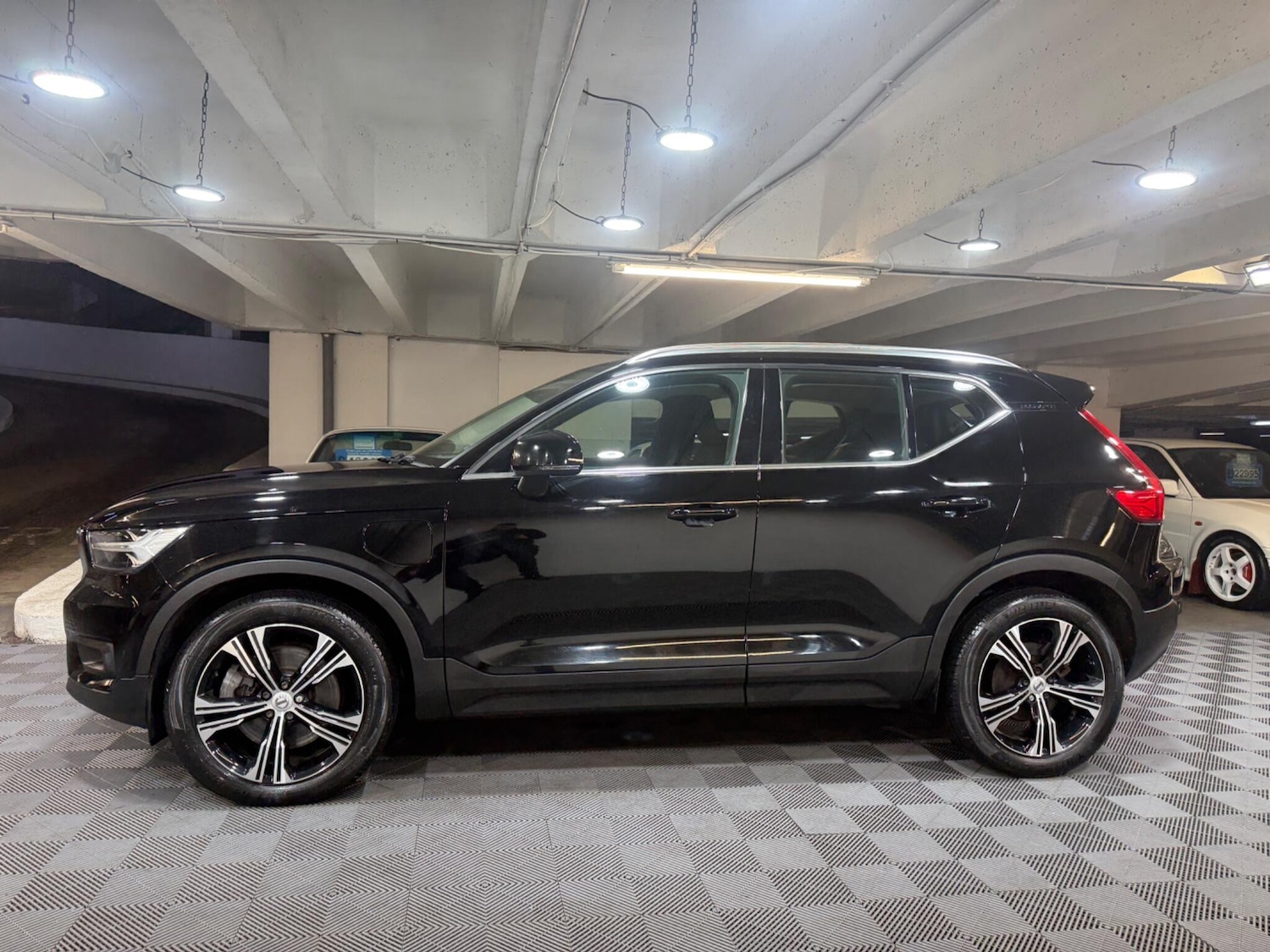 Used Volvo XC40 2022 for sale - 77386542: Photo 2