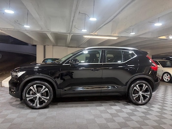 Used Volvo XC40 2022 for sale - 77386542: Photo