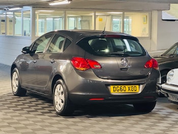 Used Vauxhall Astra 2010 for sale - 75915276: Photo