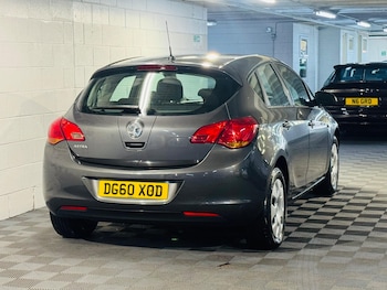 Used Vauxhall Astra 2010 for sale - 75915276: Photo